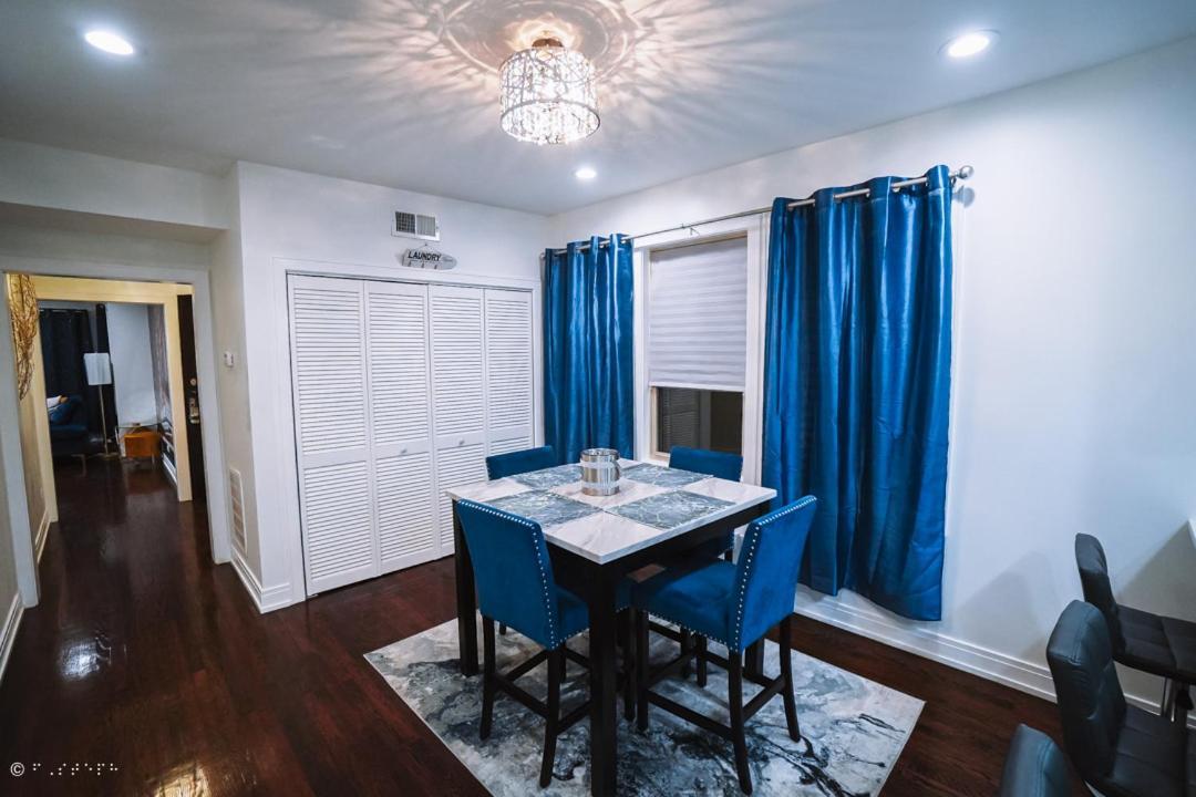 The Blue Golden Luxury Modern 3- Bedroom Apartment In Chicago Buitenkant foto