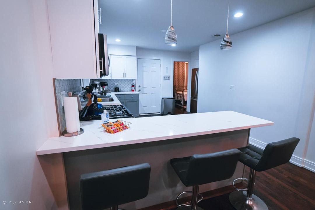 The Blue Golden Luxury Modern 3- Bedroom Apartment In Chicago Buitenkant foto