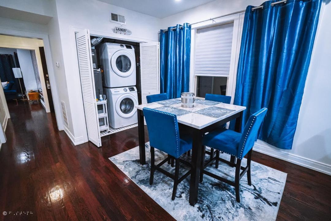 The Blue Golden Luxury Modern 3- Bedroom Apartment In Chicago Buitenkant foto